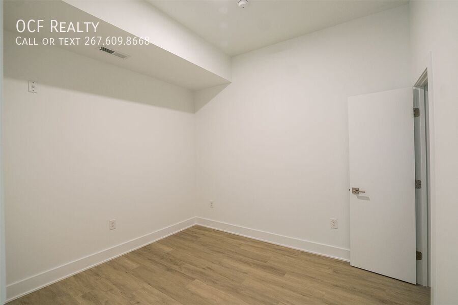 2201 Washington Ave Washington Flats I - Photo 4 of 10