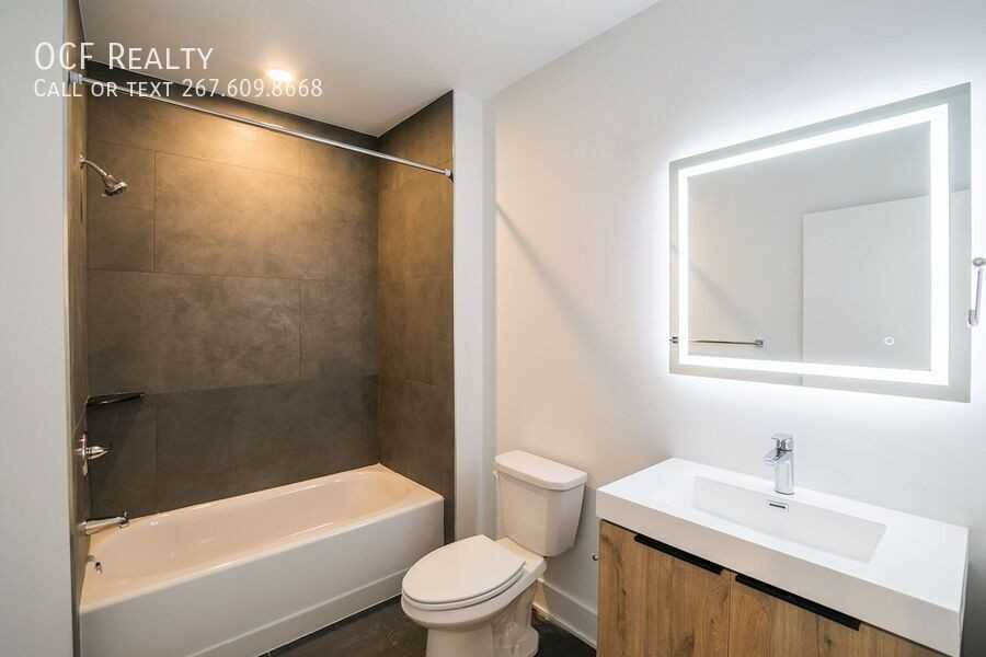 2201 Washington Ave Washington Flats I - Photo 6 of 10