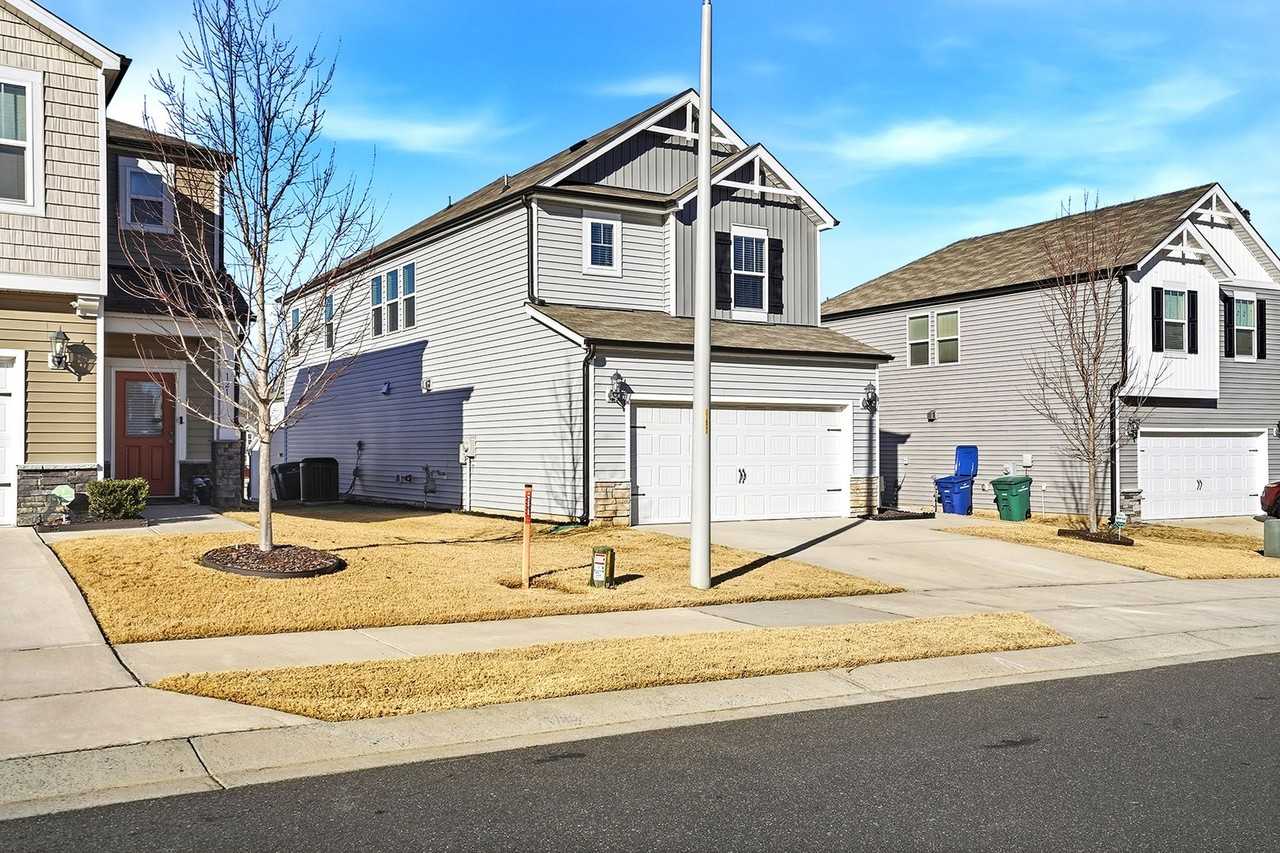 125 Wilbur Lake Dr - Photo 2 of 29