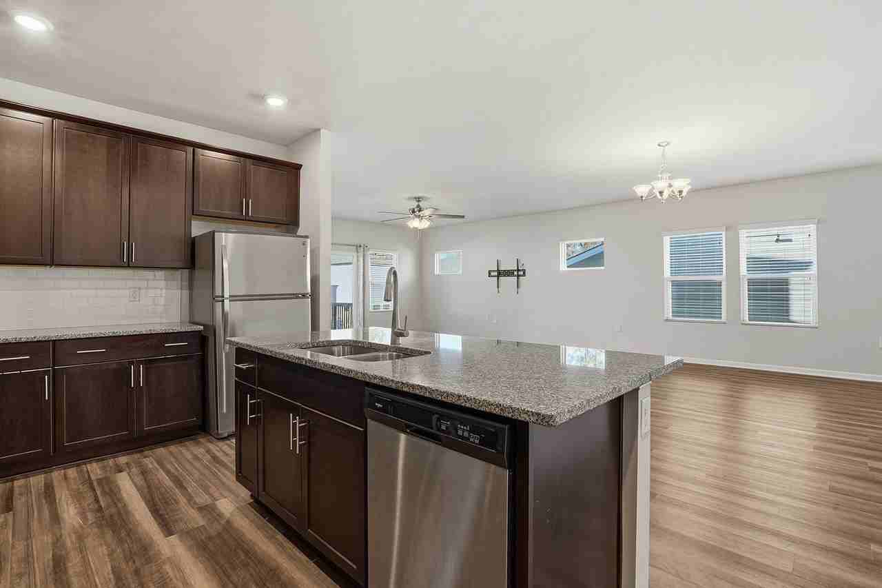 125 Wilbur Lake Dr - Photo 7 of 29