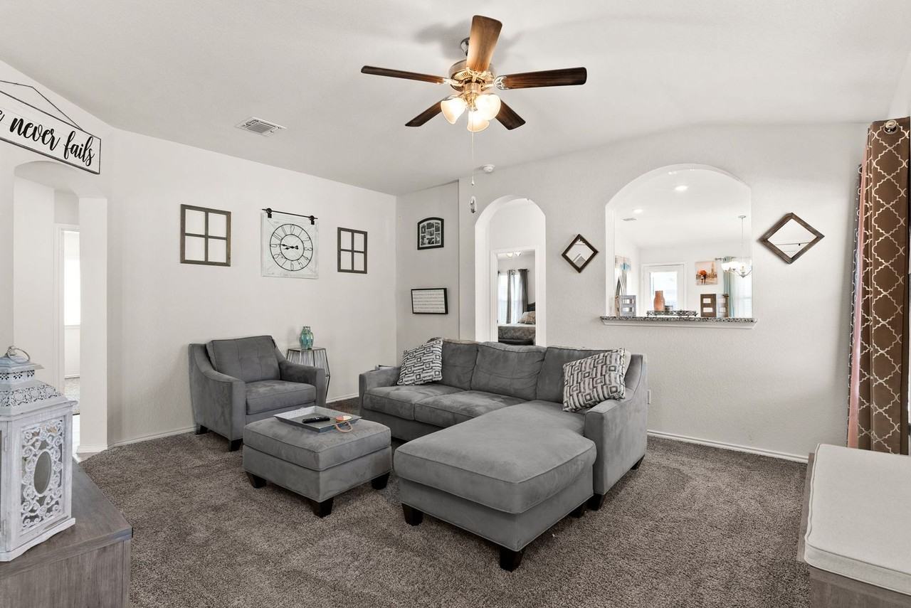 2039 Wigeon Way - Photo 2 of 15