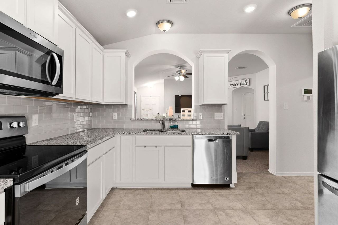 2039 Wigeon Way - Photo 4 of 15