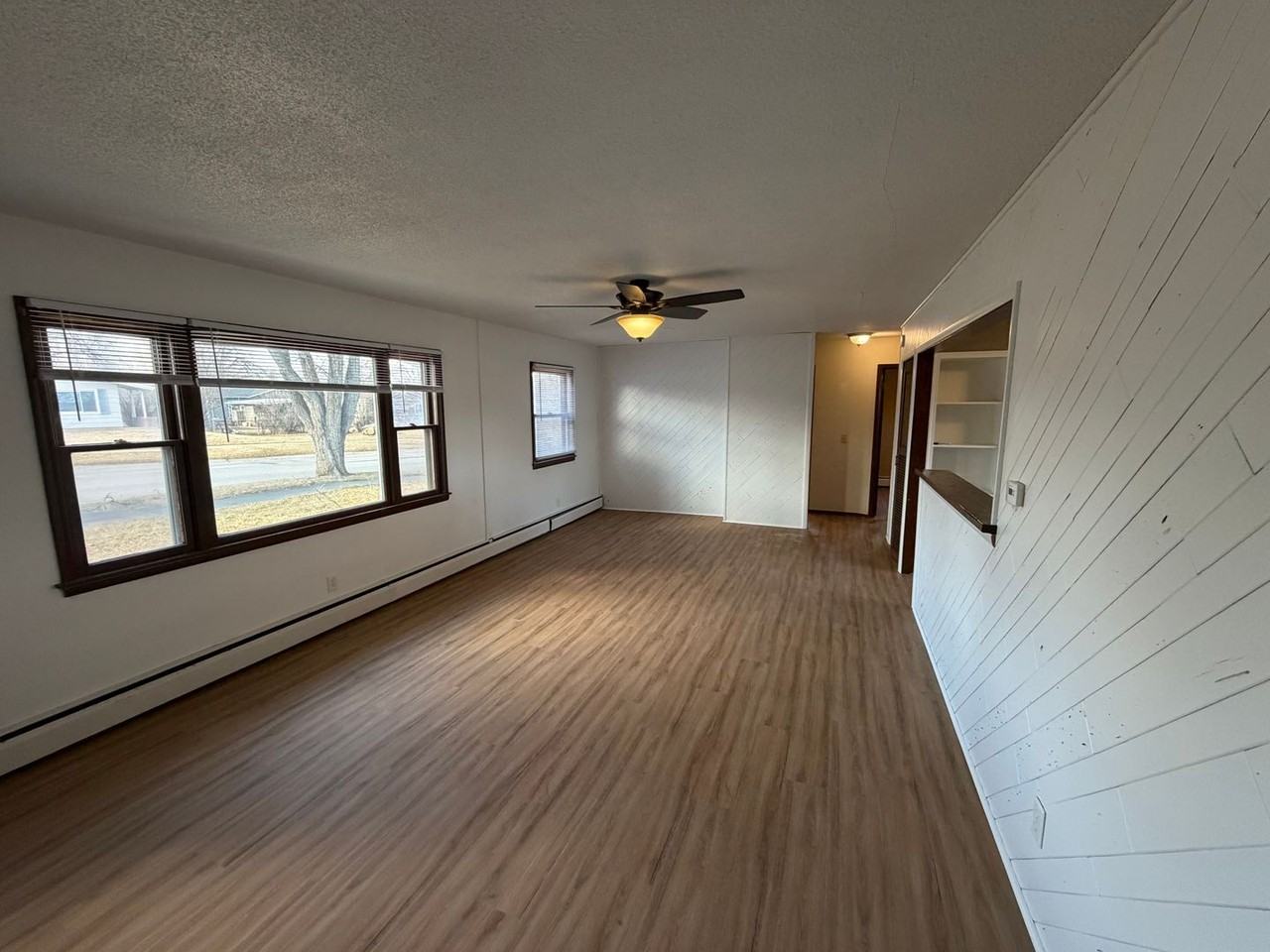 3112 Grandview Dr - Photo 3 of 10