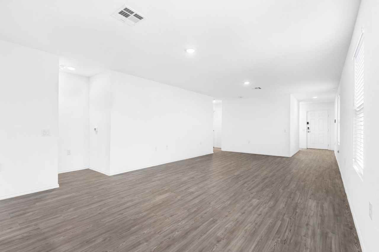 10007 Kersey Ml - Photo 6 of 25