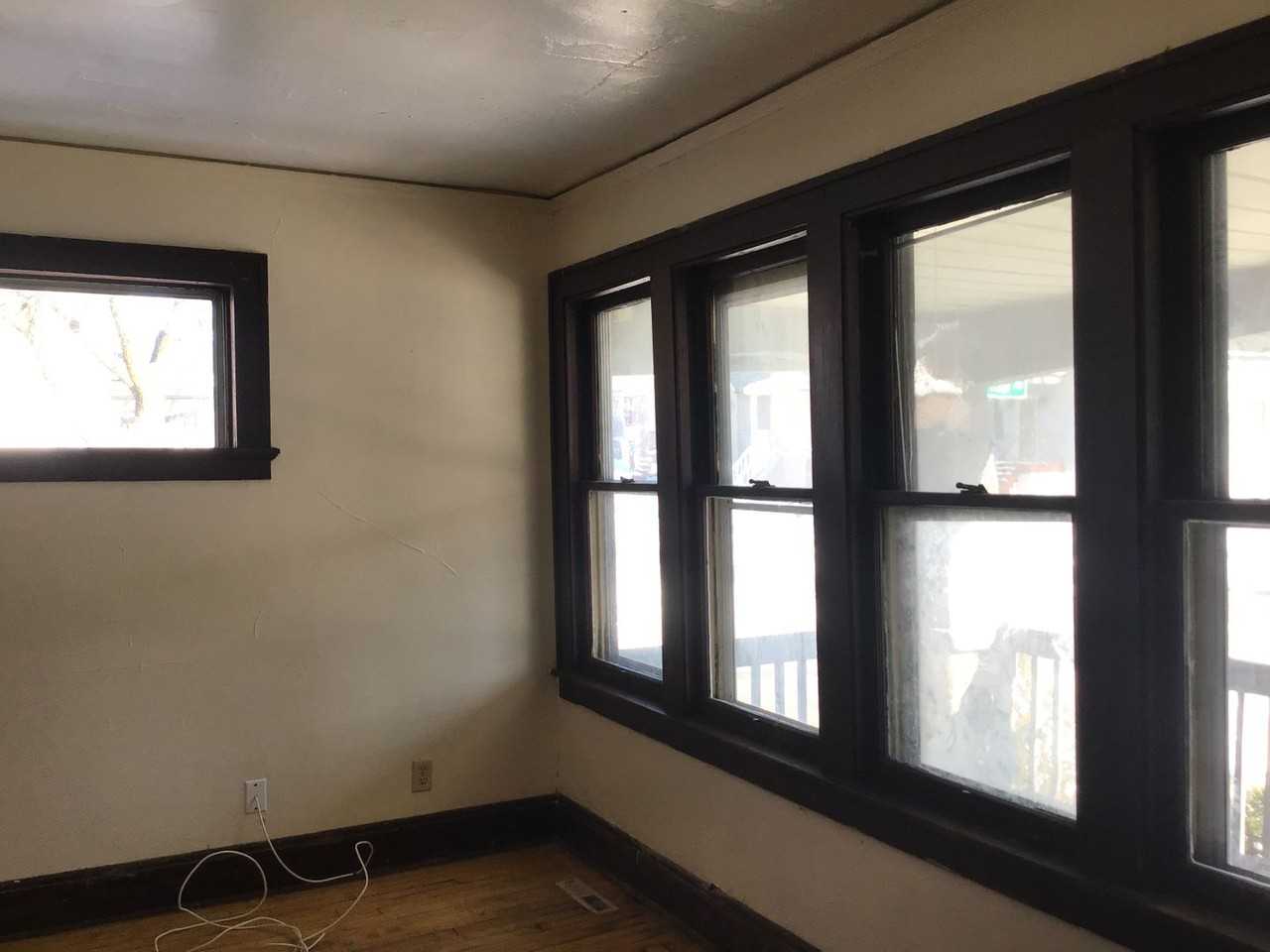 2501 S 15th Pl./1551 W Arthur Ave - Photo 7 of 8