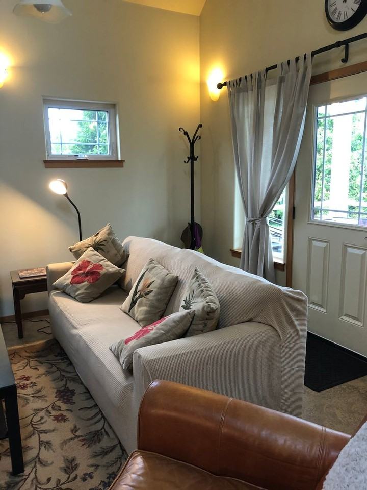 604 Nw Glenwood Ct - Photo 3 of 37