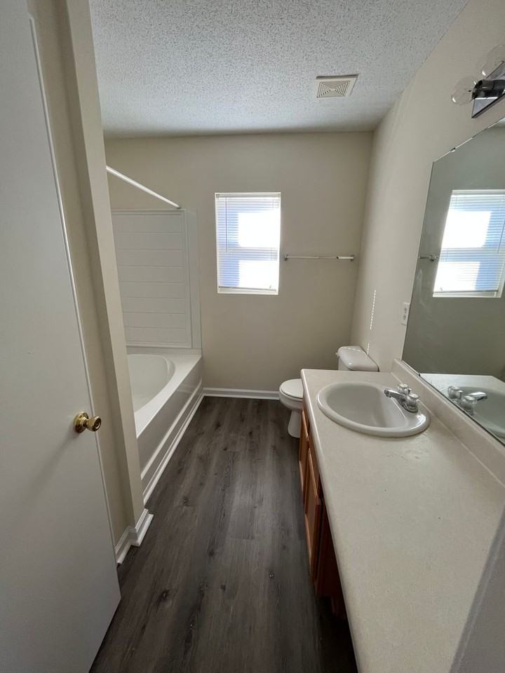 3703 Turquoise Dr - Photo 5 of 16