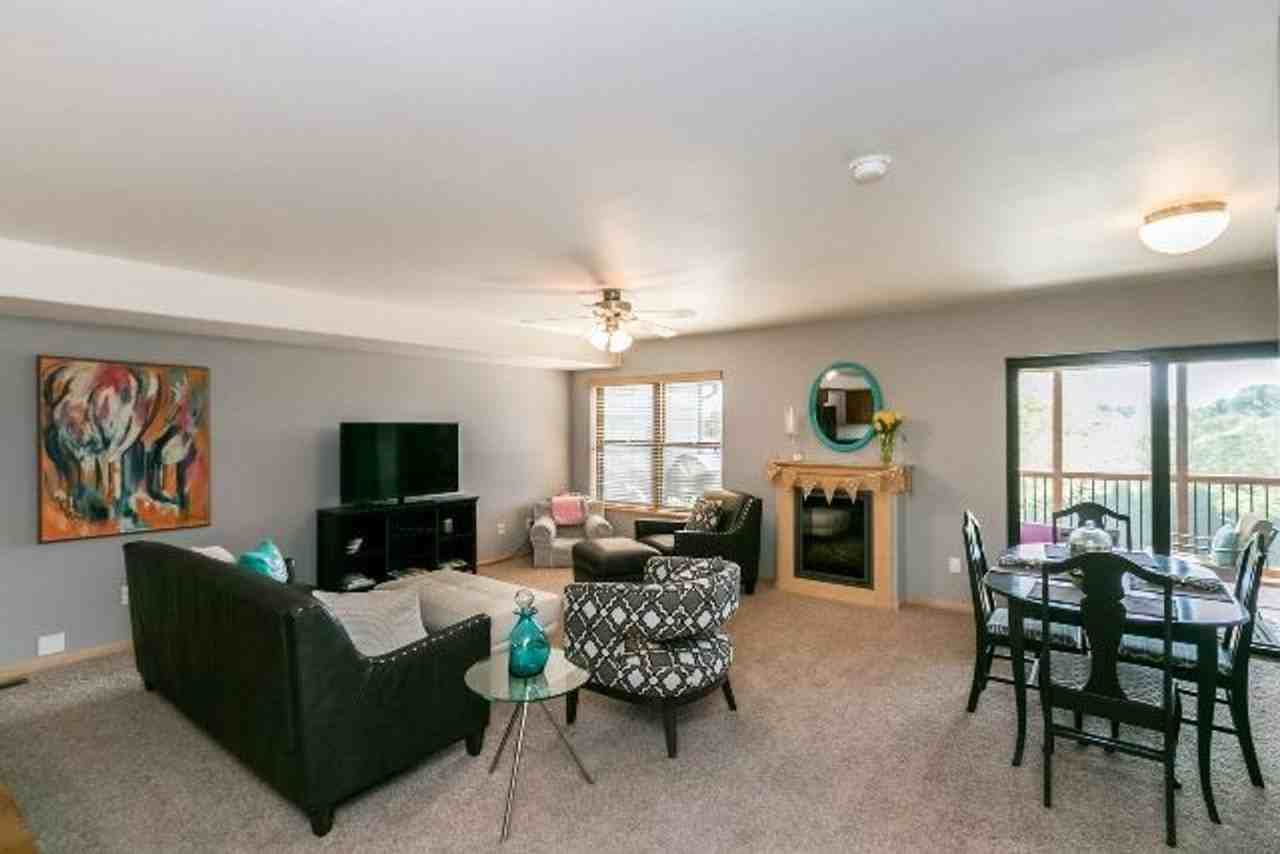 3615 Middlebury Rd - Photo 5 of 18