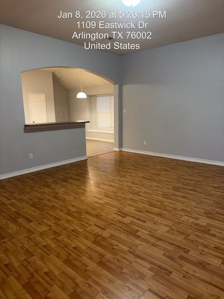 1109 Eastwick Dr - Photo 6 of 16