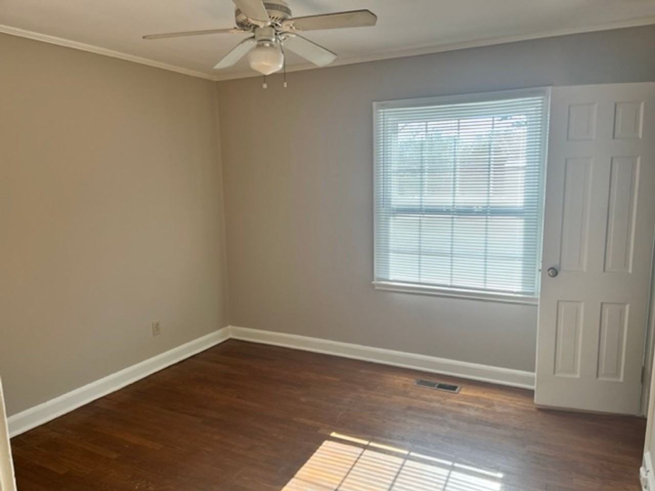 229 Century Ct - Photo 5 of 10