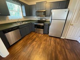 1004 Creekside Pl - Photo 1 of 1