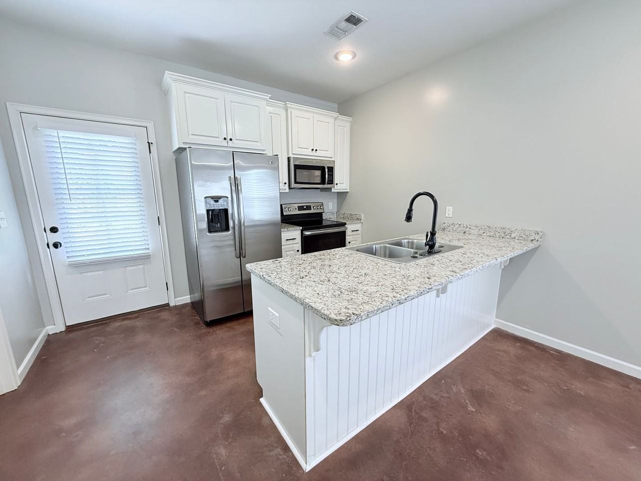 103 103 PR 4017 - Photo 2 of 18