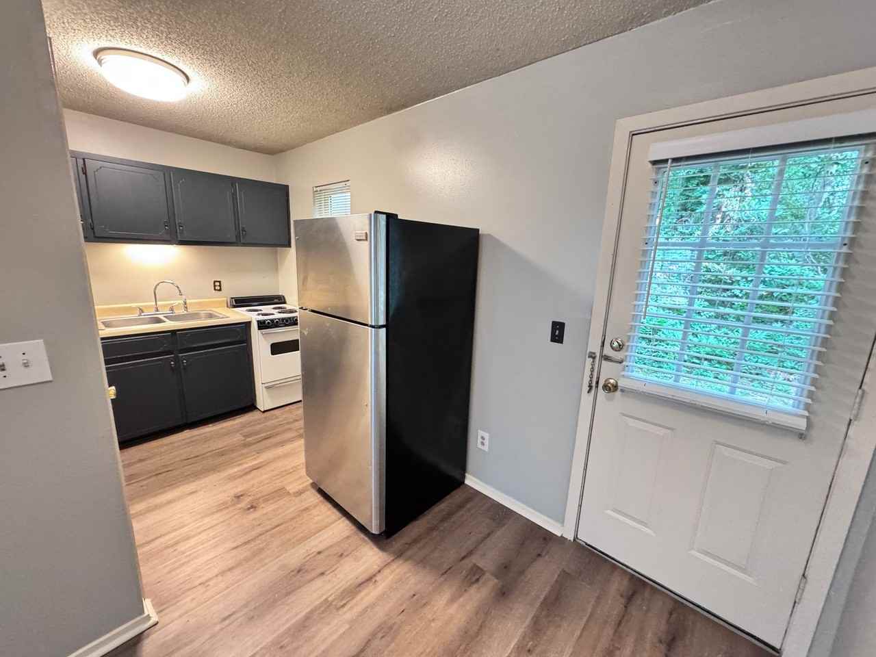 1309C Access Rd - Photo 3 of 19