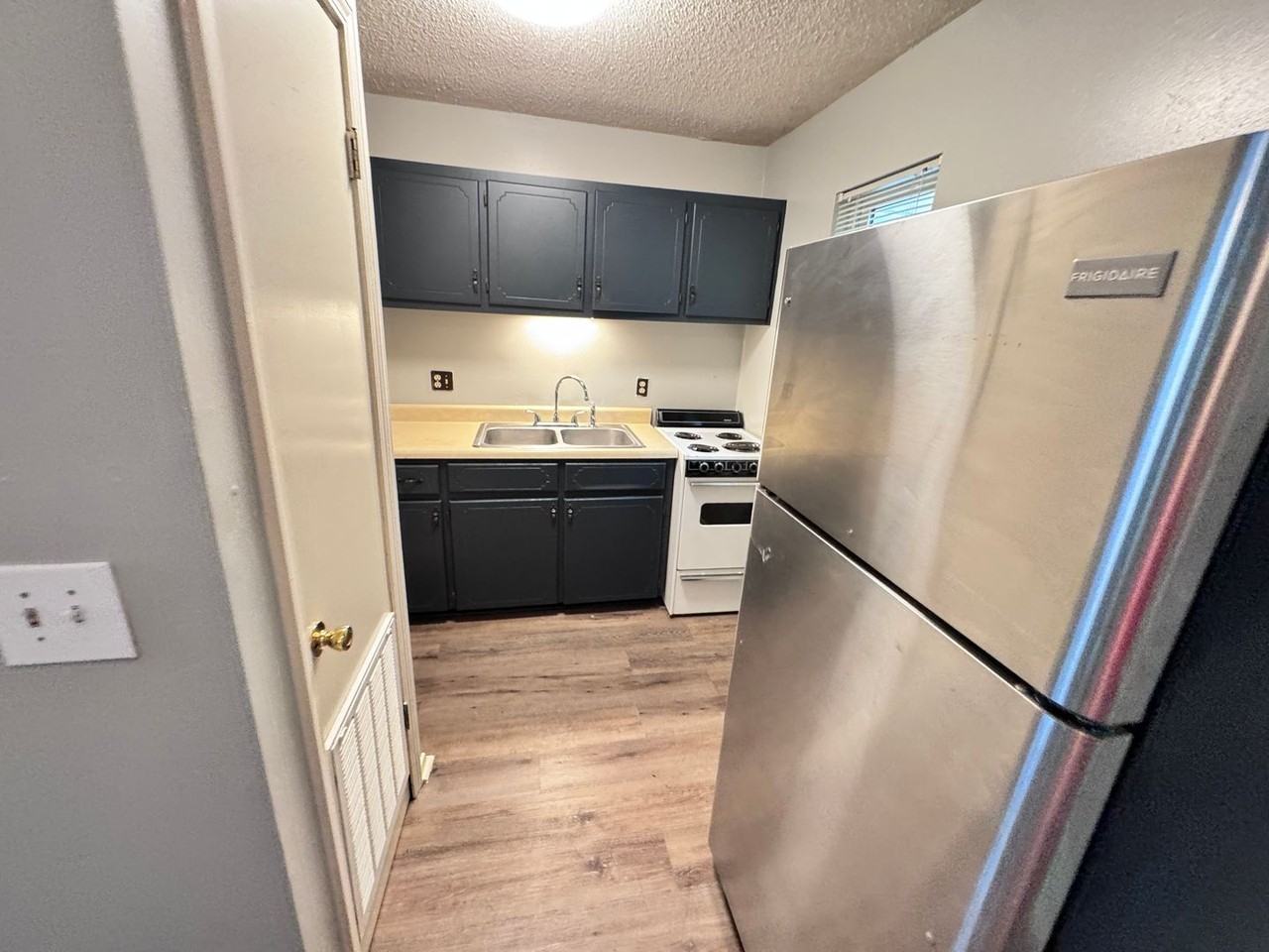 1309C Access Rd - Photo 4 of 19