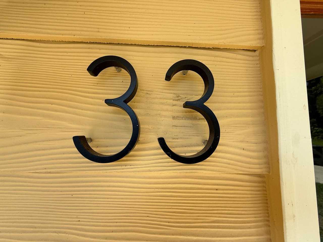 33 Breckinridge Cv - Photo 2 of 26