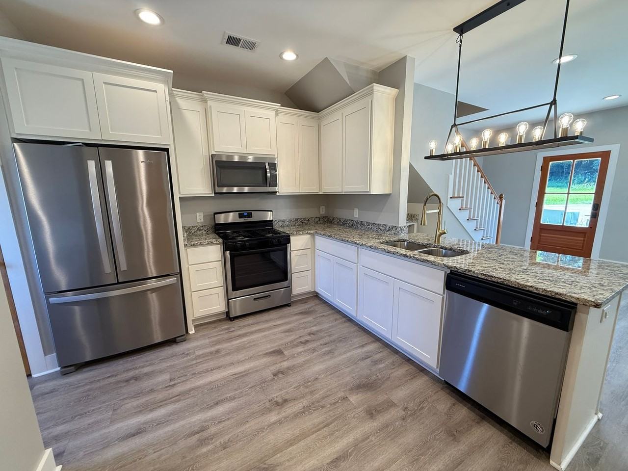 33 Breckinridge Cv - Photo 3 of 26