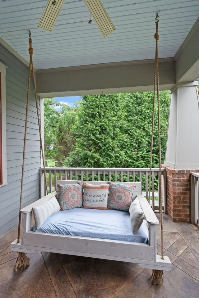 1016 Benelli Park Ct - Photo 5 of 47