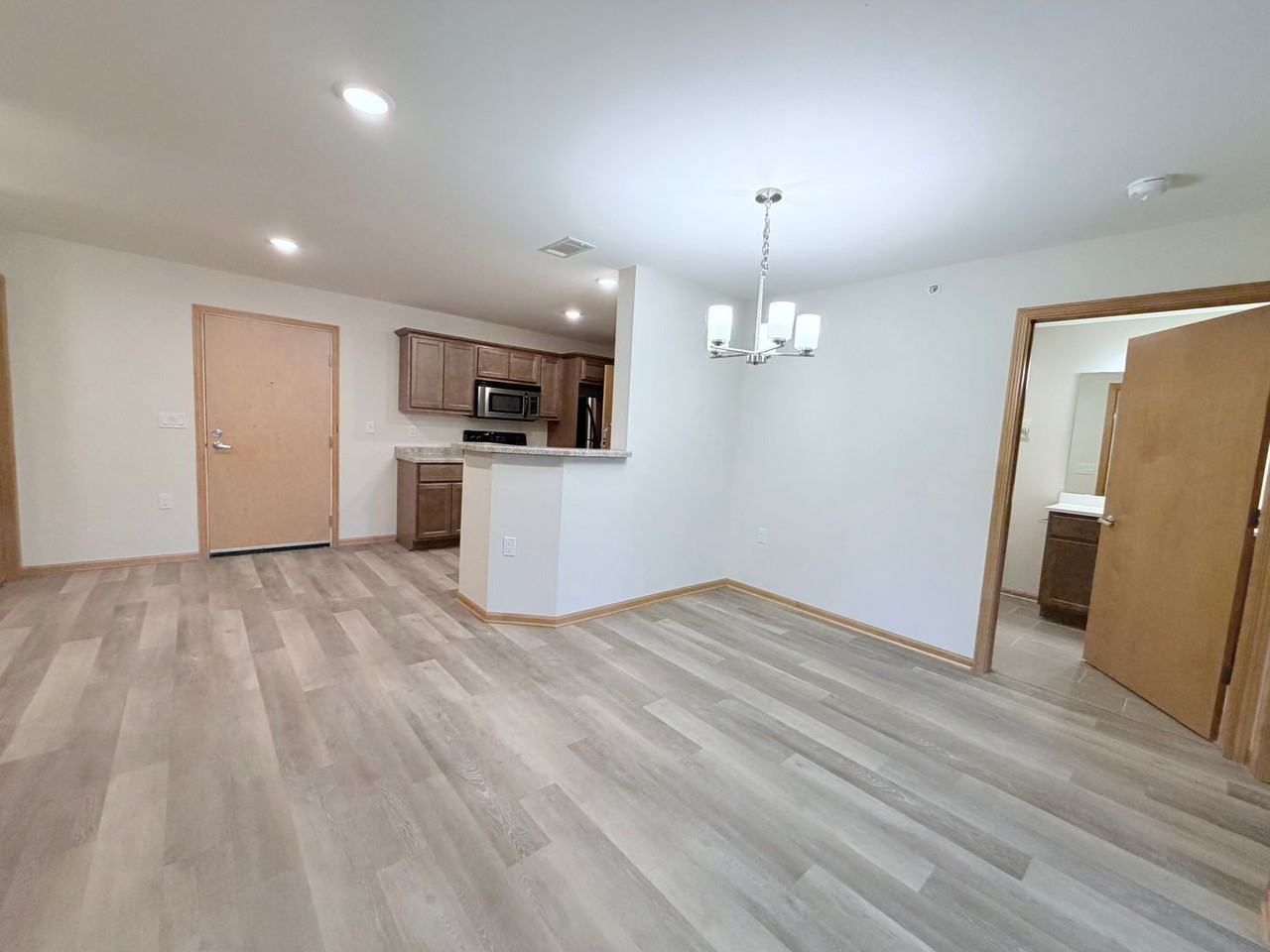 8206 Starr Grass Dr #103 - Photo 7 of 22