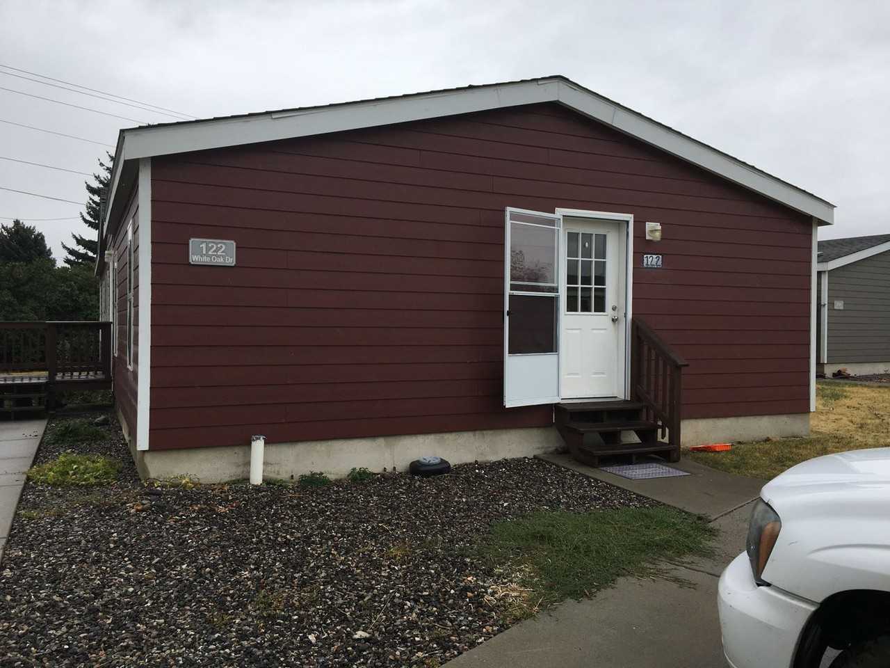 122 White Oak Dr - Photo 2 of 11