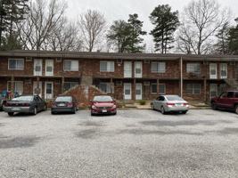 featured image of 301 W Watts St