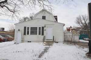 featured image of 109 5th St Nw