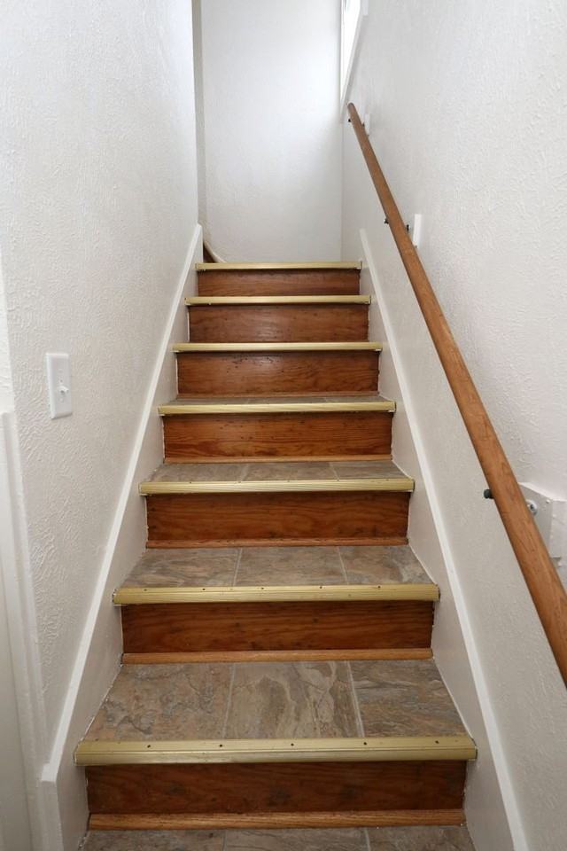 1601 S Main St #B - Photo 3 of 12