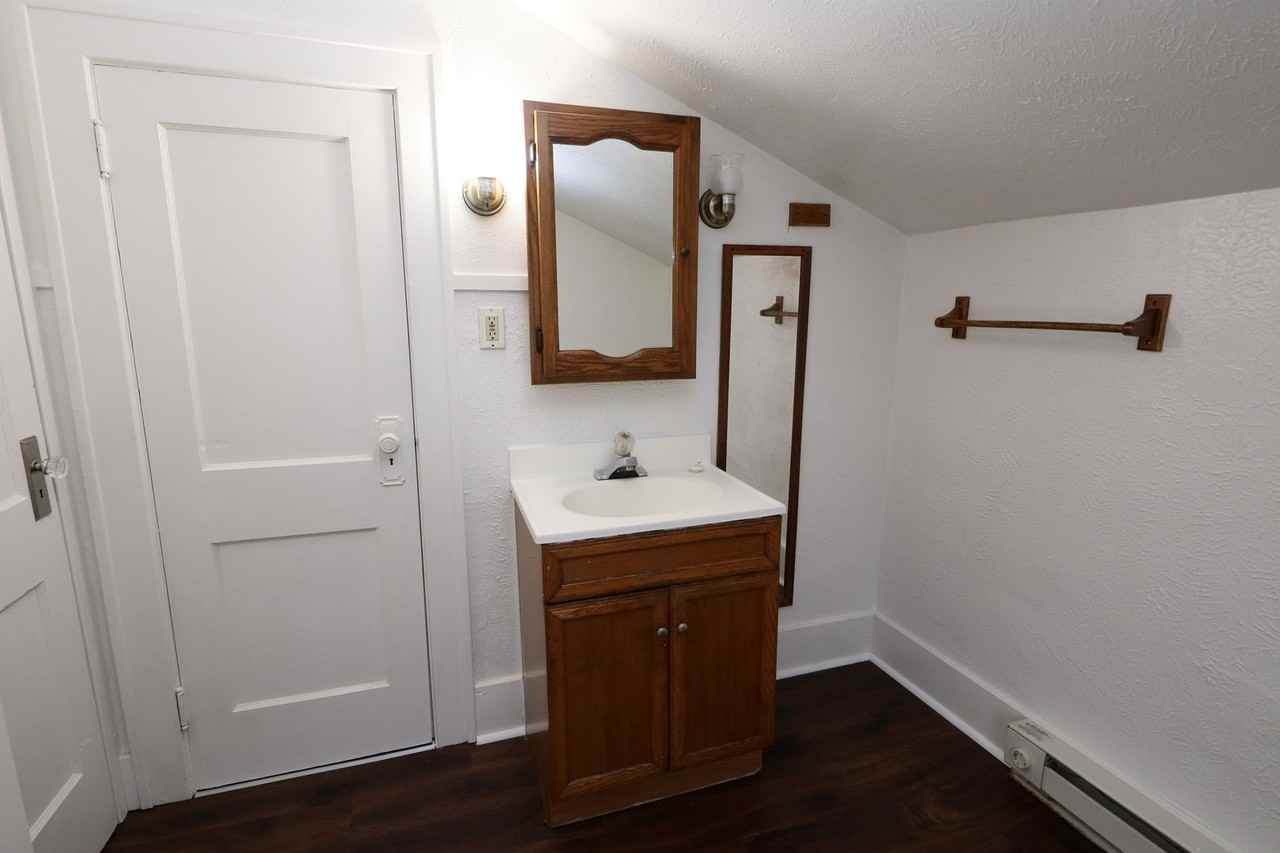 1601 S Main St #B - Photo 6 of 12