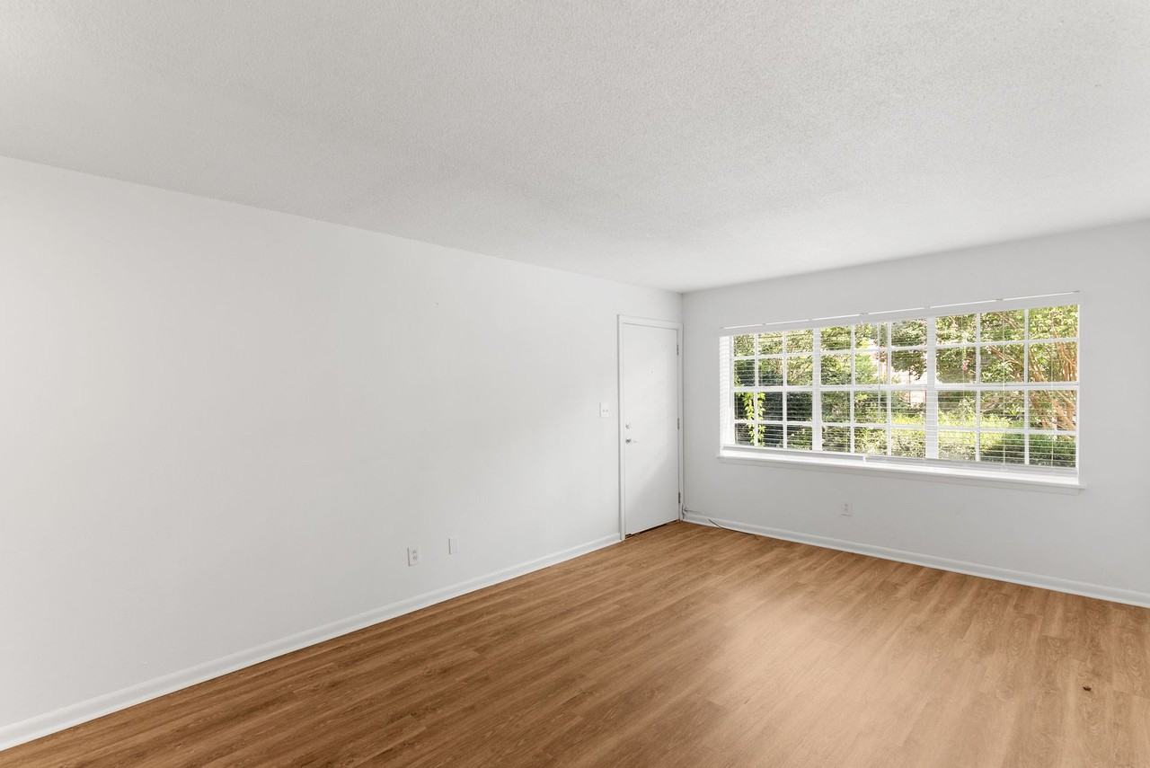 Element 26 - Photo 5 of 8