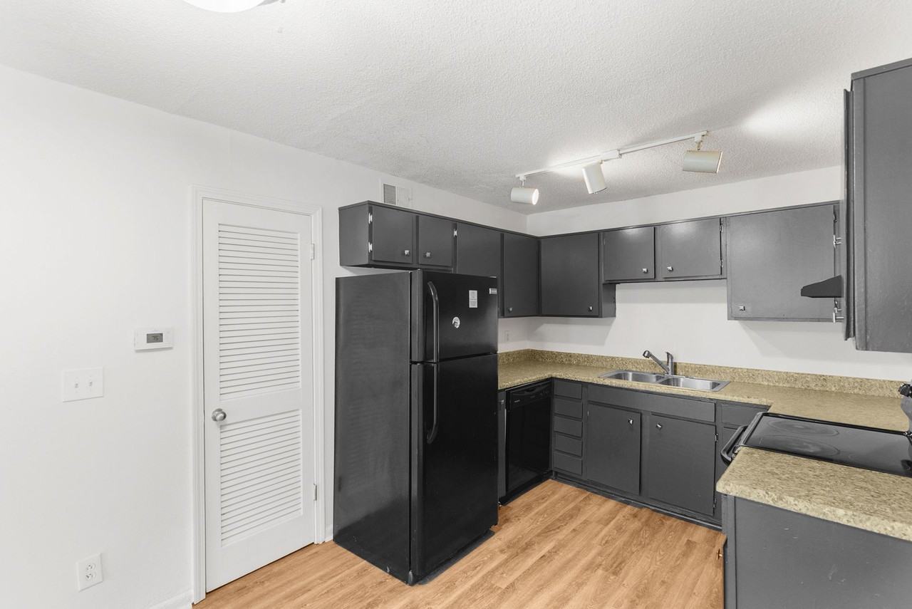 Element 26 - Photo 6 of 8