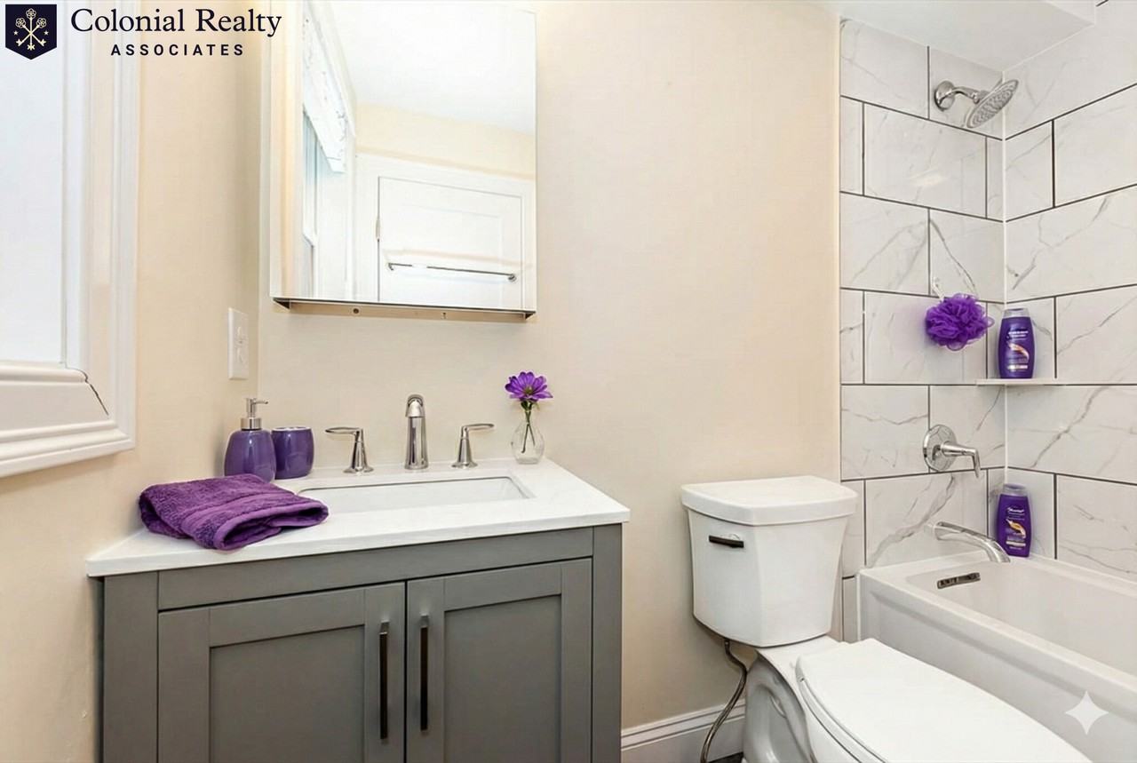 22 Albion St #3A - Photo 2 of 34