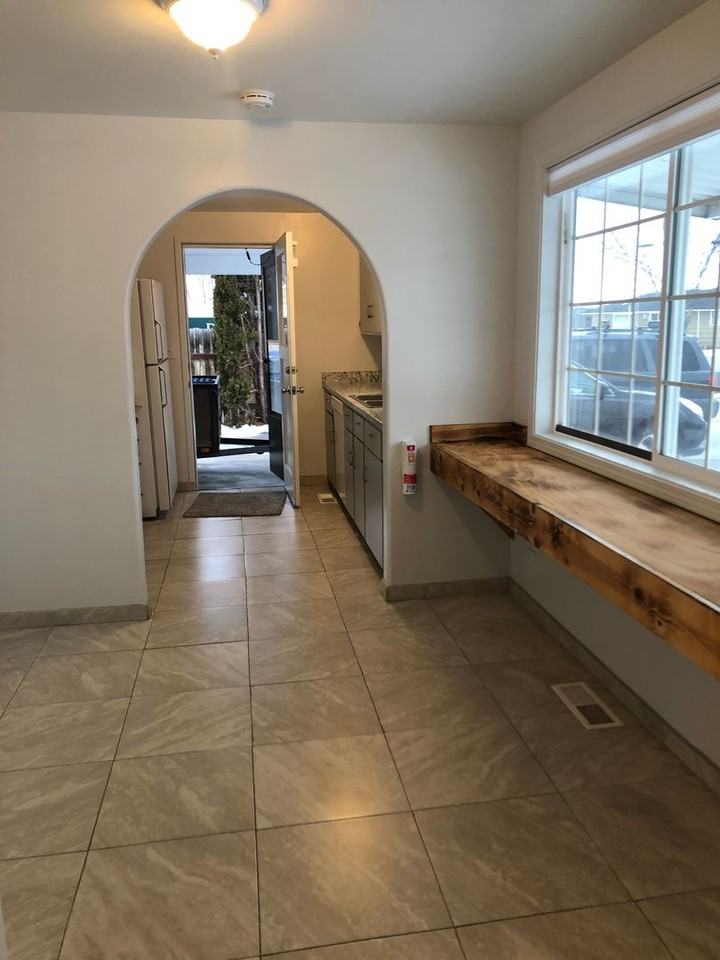 114 W Northshore Dr - Photo 7 of 14