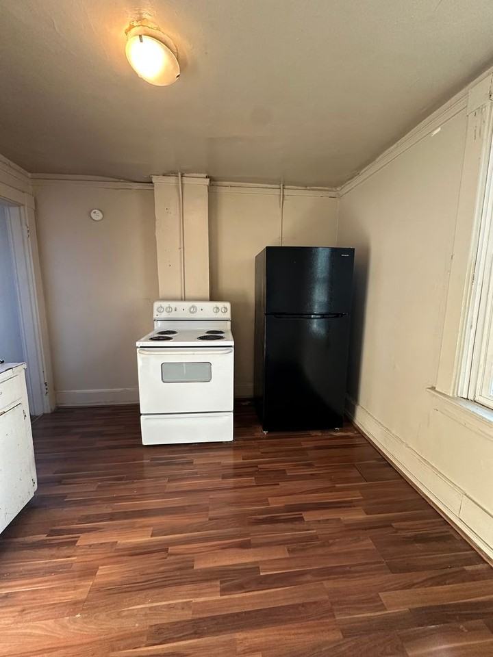 1125B Wise St - Photo 5 of 11