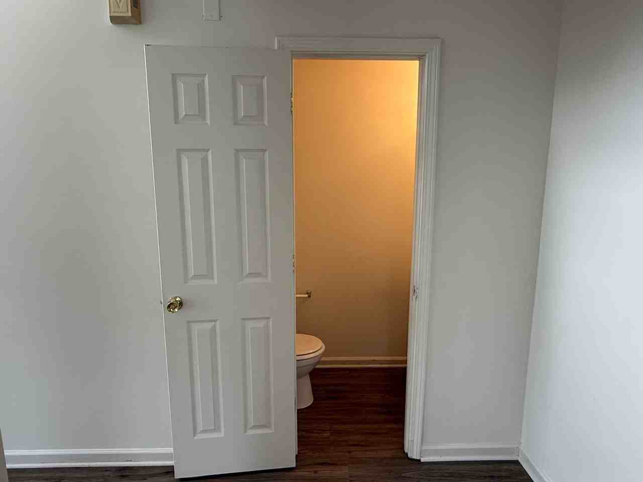 4411 Canipe Dr - Photo 3 of 21