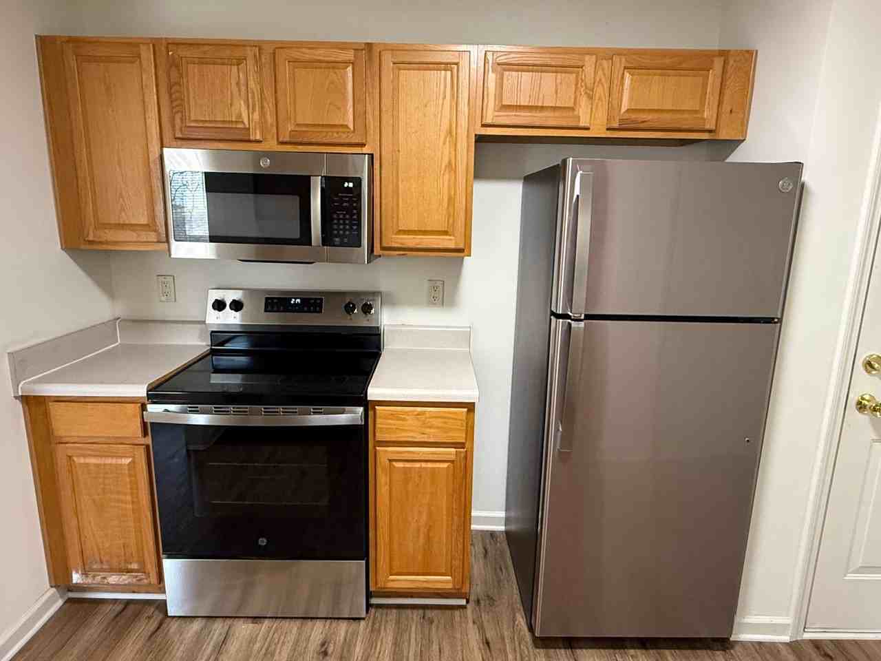 4411 Canipe Dr - Photo 7 of 21