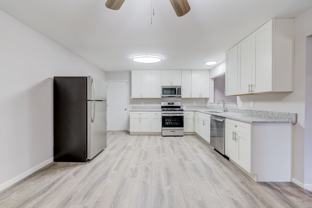 1435 Willowbrook Dr - Photo 1 of 1