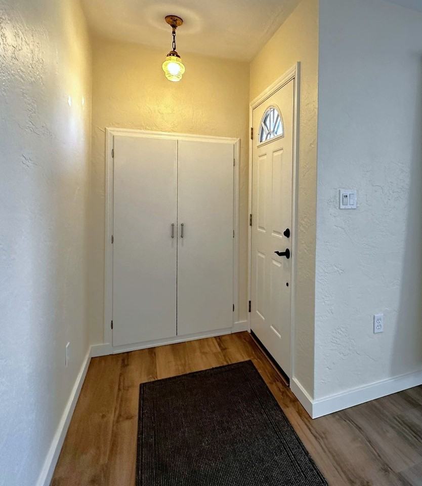 1012 2nd St - Photo 2 of 35