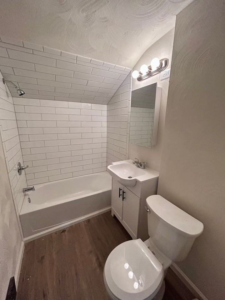 1148 New Hampshire Dr - Photo 5 of 18