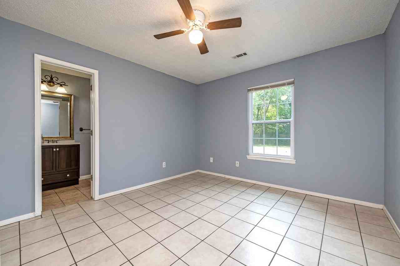 3408 W Olive St - Photo 6 of 13