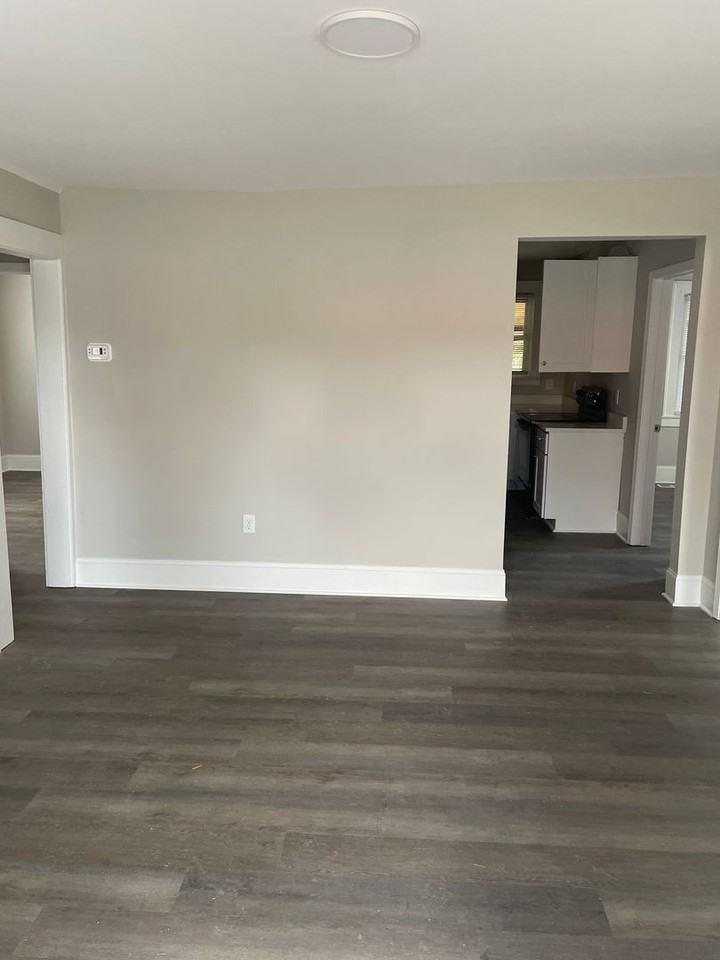 635 W Northwest Blvd - Photo 2 of 8