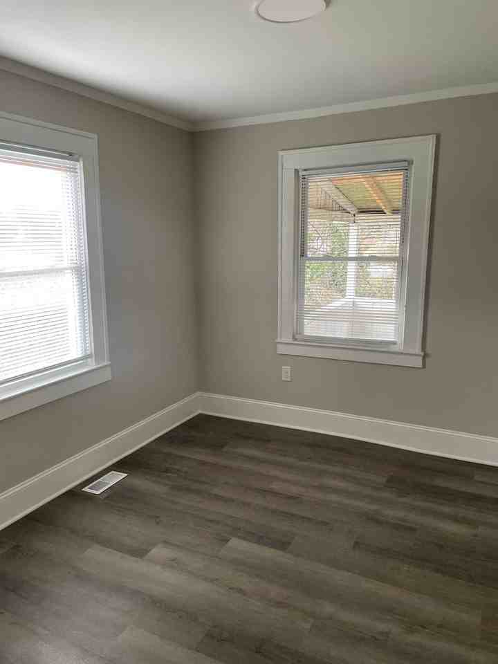 635 W Northwest Blvd - Photo 7 of 8