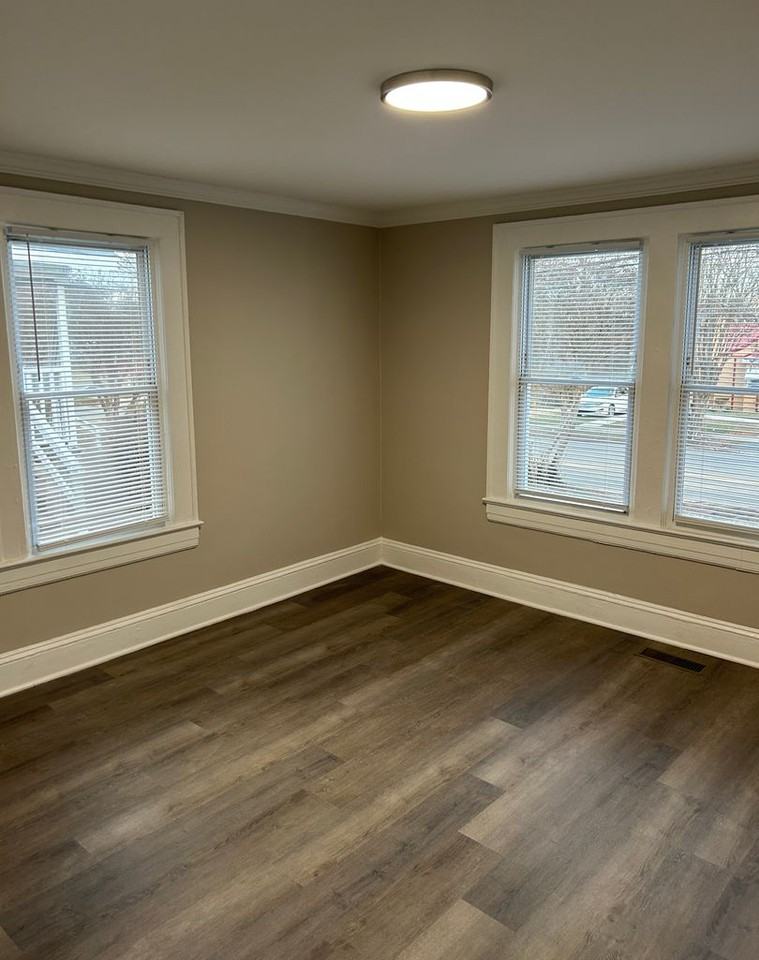 2848 N Glenn Ave - Photo 5 of 12