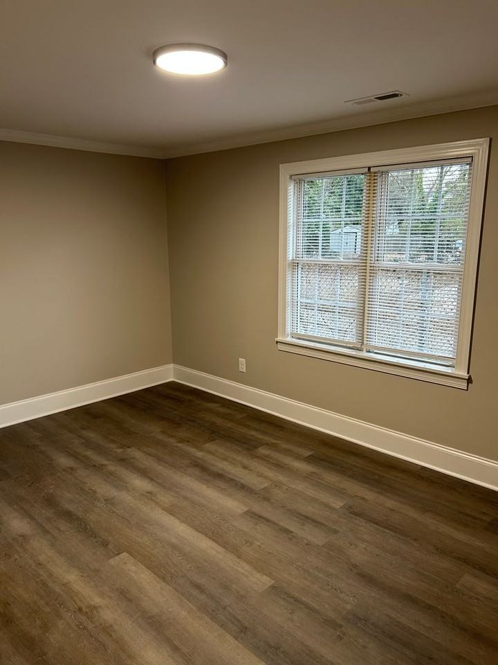 2848 N Glenn Ave - Photo 7 of 12