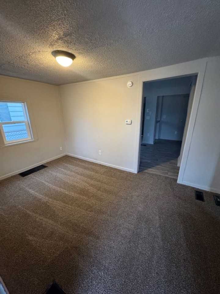 4917 Webster St - Photo 2 of 6