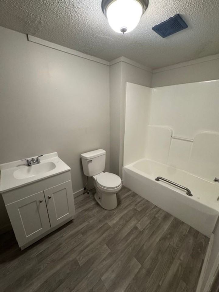 4917 Webster St - Photo 6 of 6