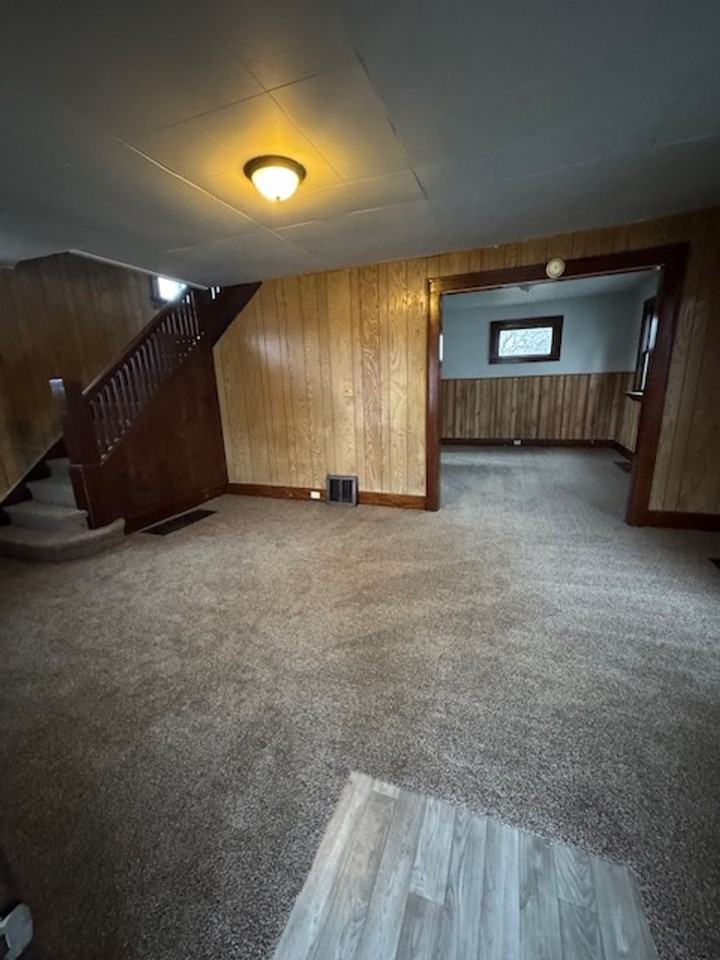 3019 Weisser Park Ave - Photo 2 of 9