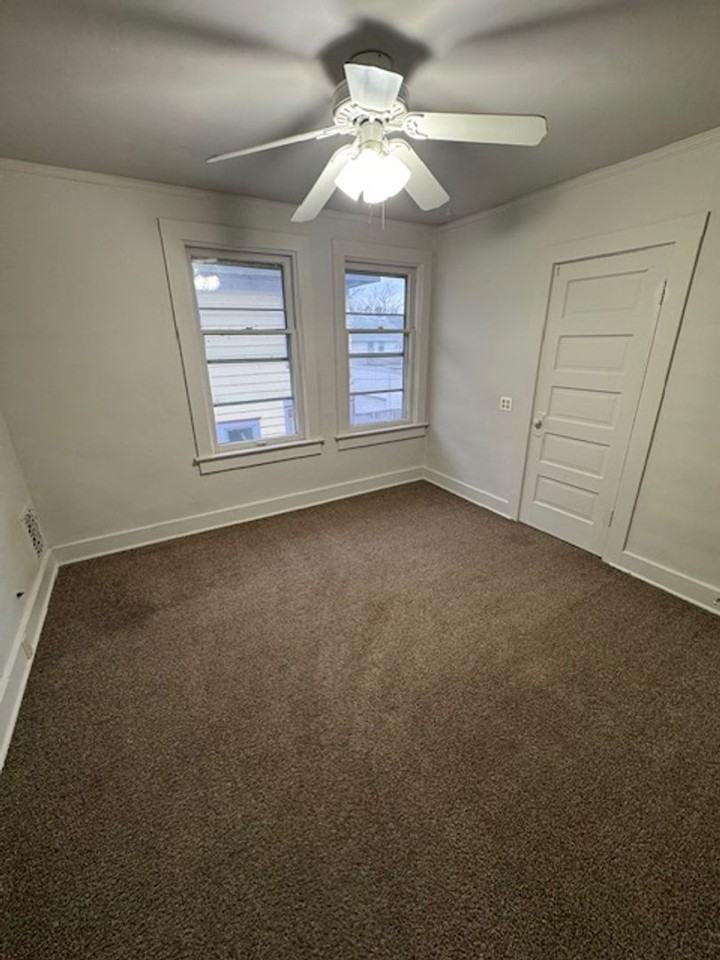 928 Rivermet Ave - Photo 7 of 9