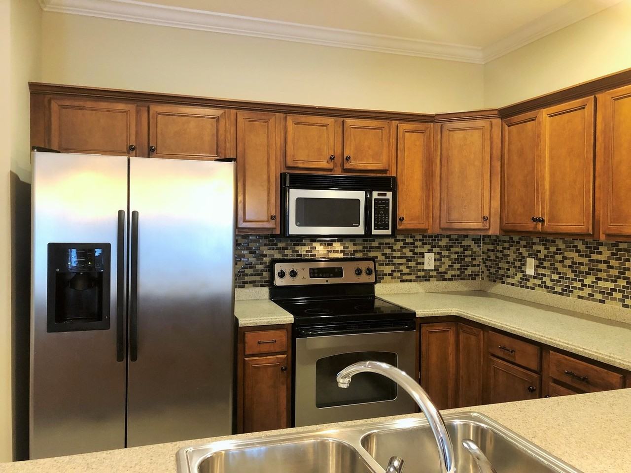 6938 Pemmbrooke Shire Ln - Photo 3 of 14