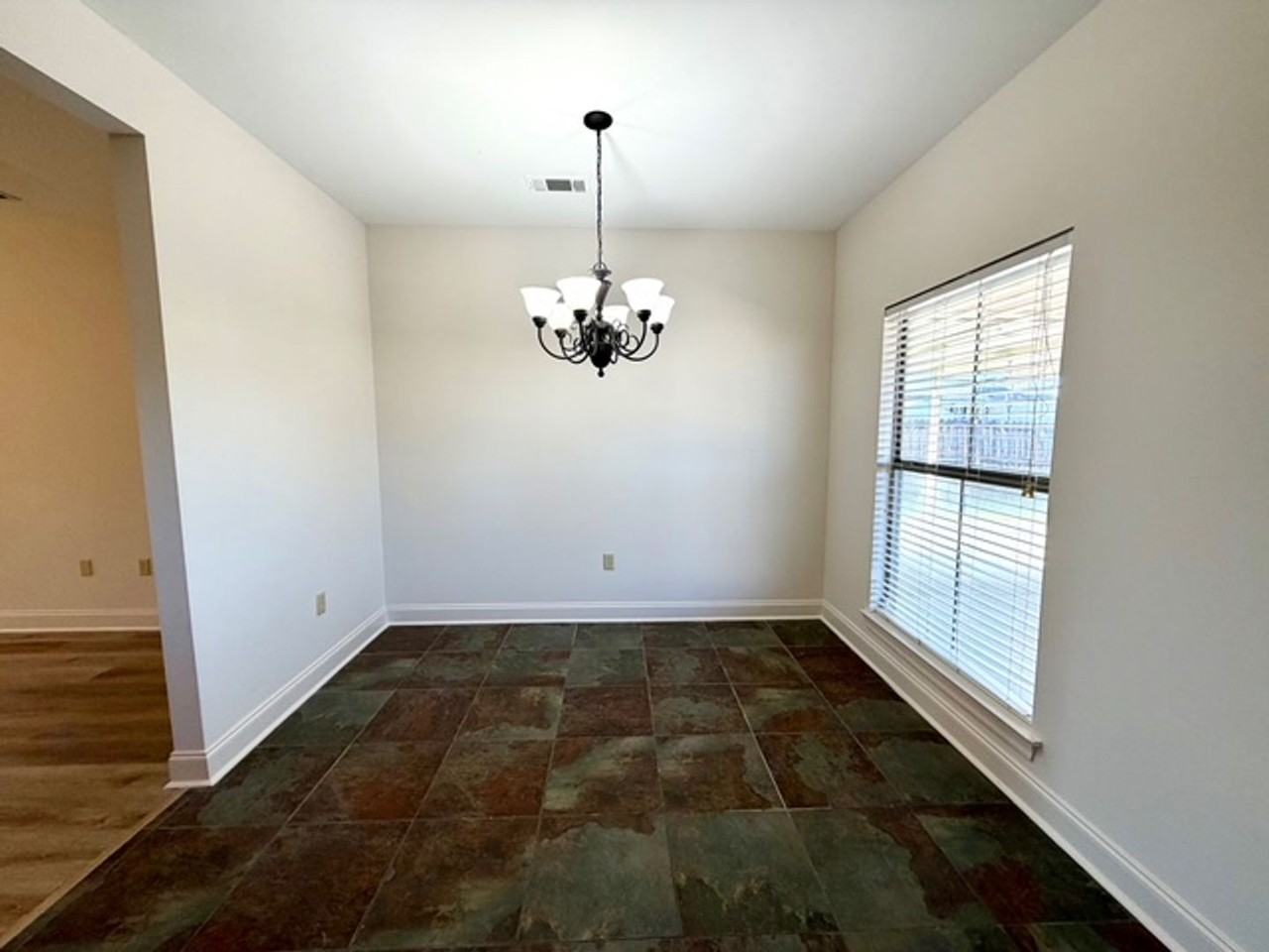 40524 Cross Ridge Ave - Photo 7 of 17