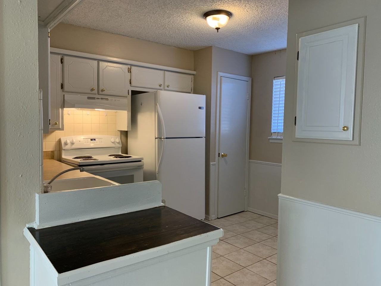 1412 Bill Carrol Dr - Photo 4 of 20