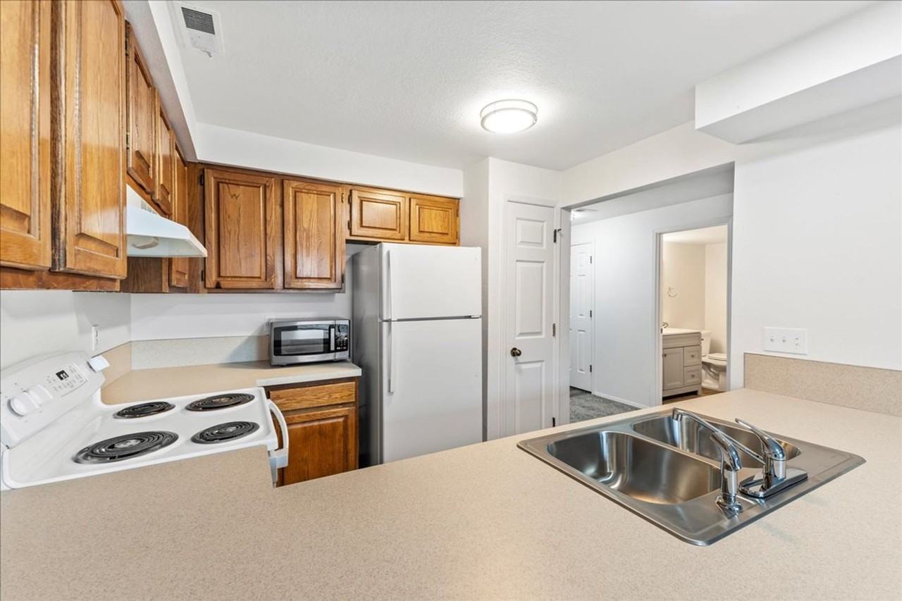 2567 S Sumac Ln - Photo 6 of 21